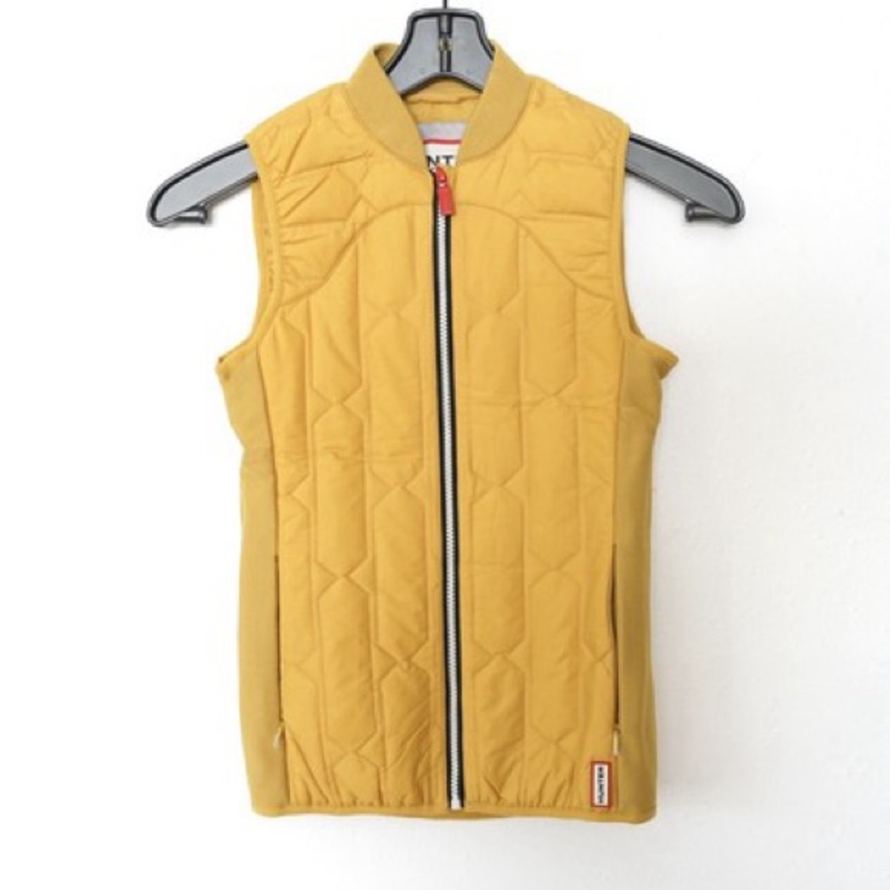 Women’s HUNTER Quilted Mid Layer Gilet Vest Size SMALL Mustard Yellow